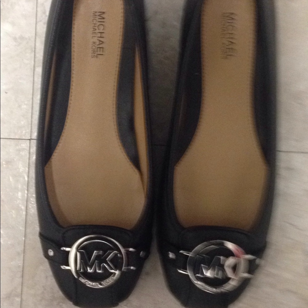 Shoes flats